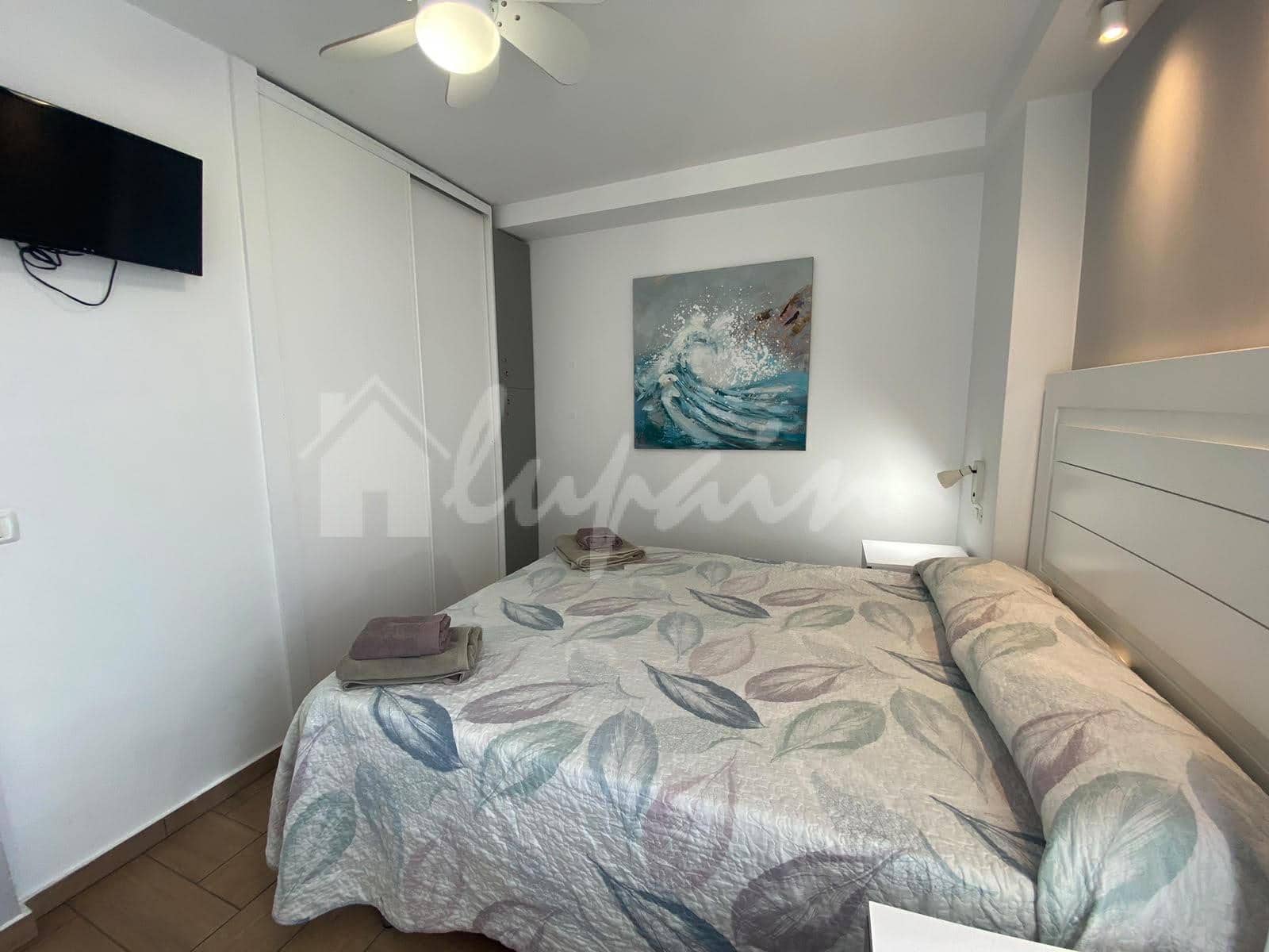 1 quarto Apartamento para venda em Playa de las Americas com piscina - 320 000 € (Ref: 10099129)