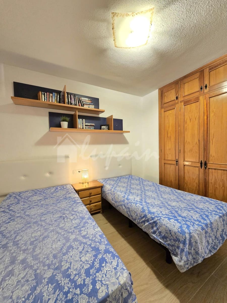 2 quarto Apartamento para venda em Los Cristianos com piscina - 650 000 € (Ref: 10099130)