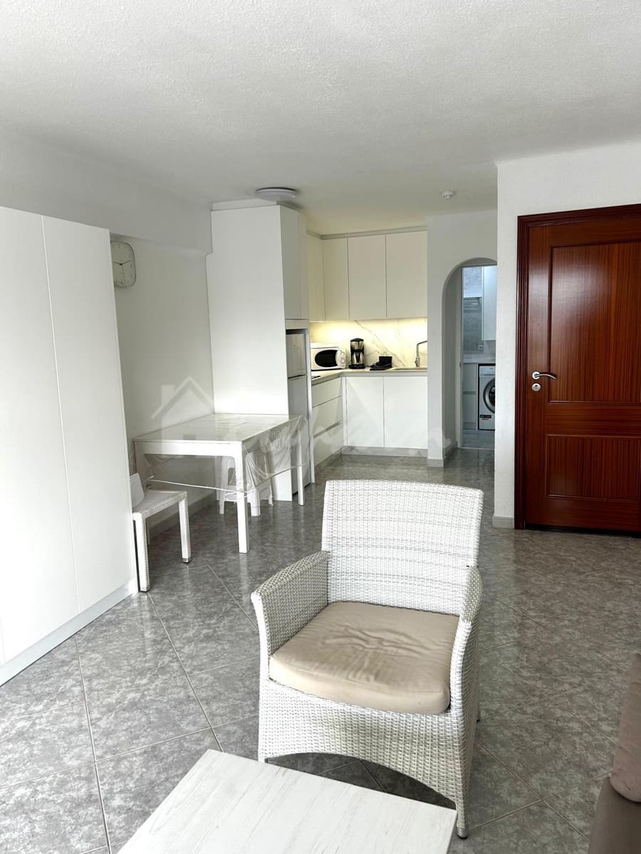 1 bedroom Apartment for sale in Costa Adeje with pool - € 289,000 (Ref: 10118072)