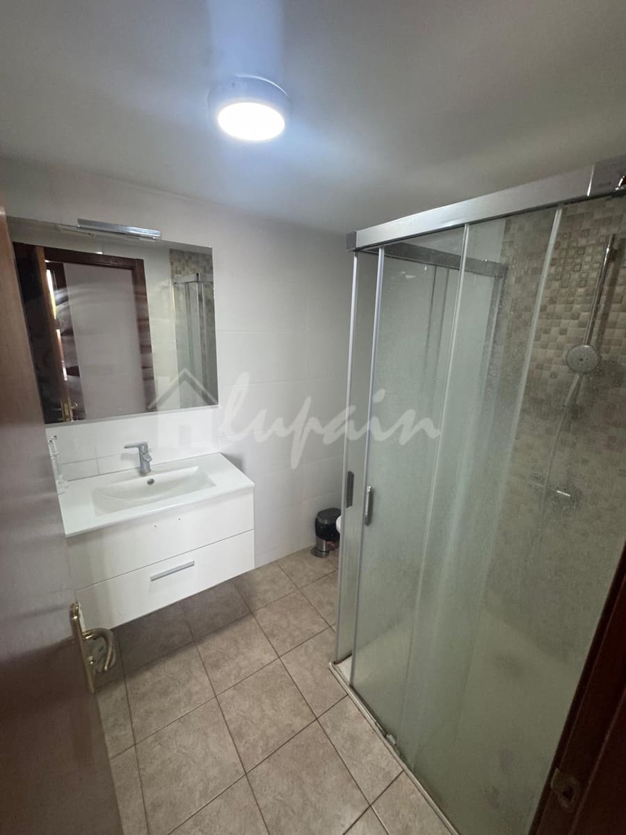 3 bedroom Apartment for sale in Cabo Blanco with garage - € 229,000 (Ref: 10156777)