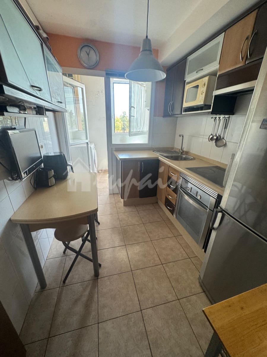 3 bedroom Apartment for sale in Cabo Blanco with garage - € 229,000 (Ref: 10156777)