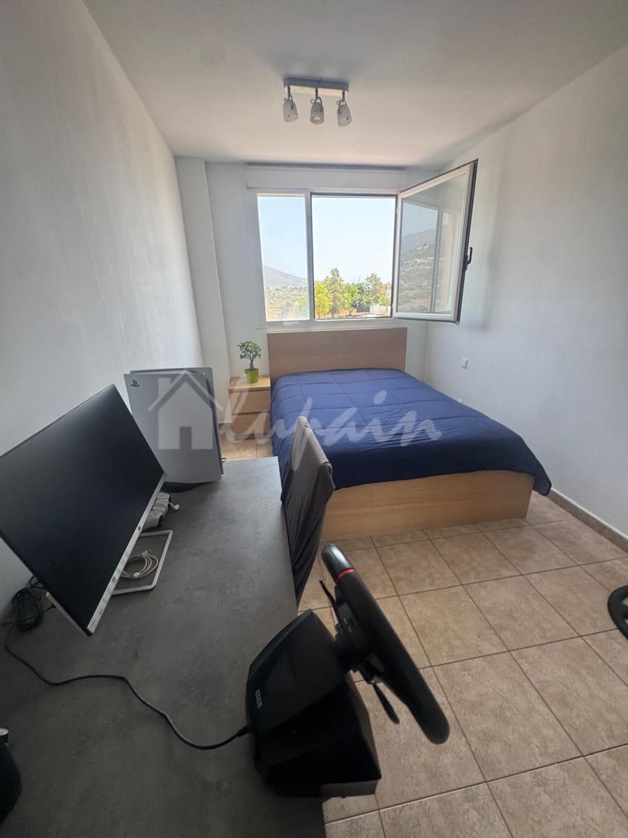 3 bedroom Apartment for sale in Cabo Blanco with garage - € 229,000 (Ref: 10156777)