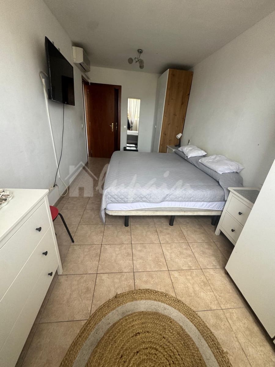 3 bedroom Apartment for sale in Cabo Blanco with garage - € 229,000 (Ref: 10156777)