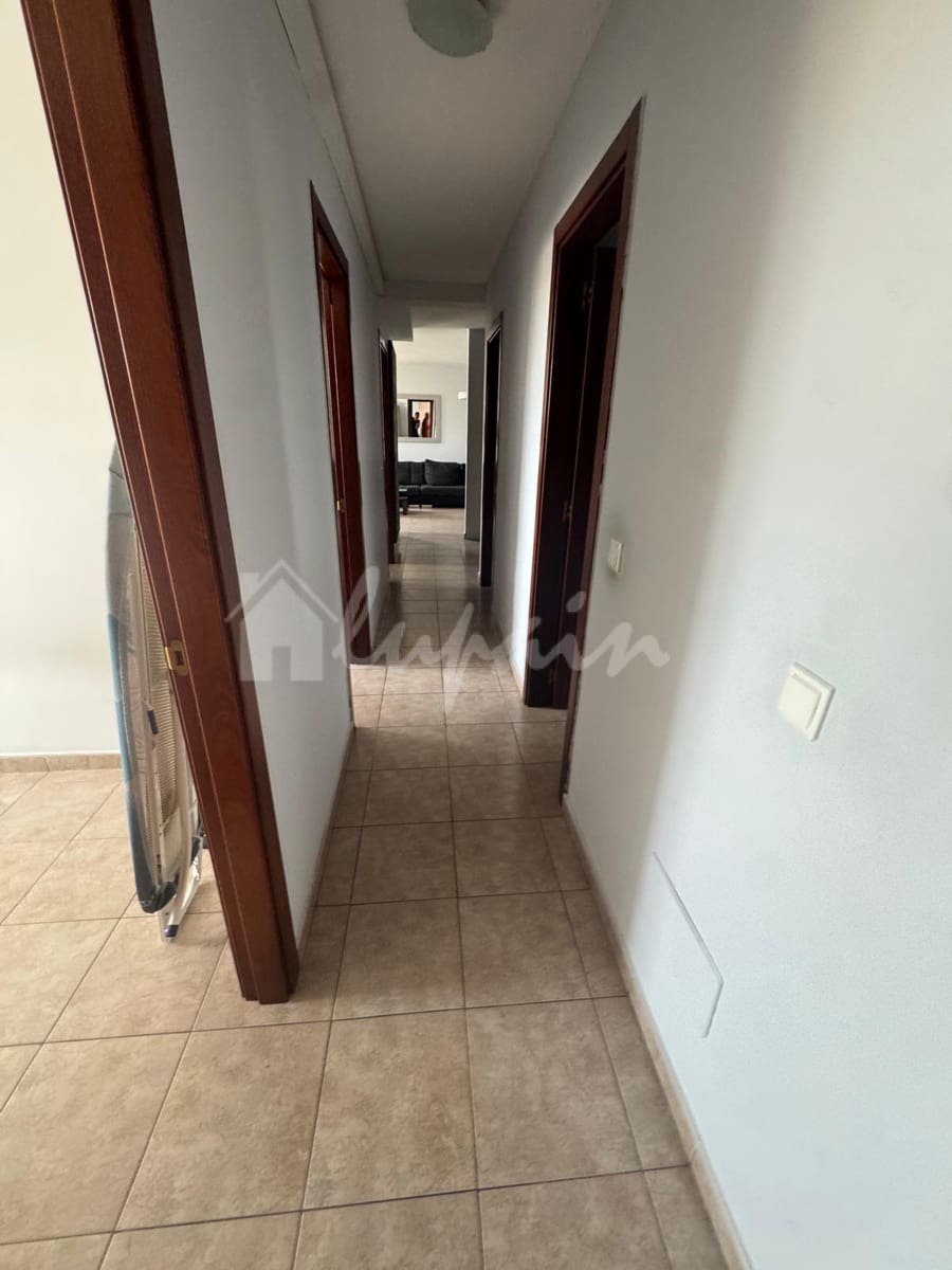 3 bedroom Apartment for sale in Cabo Blanco with garage - € 229,000 (Ref: 10156777)