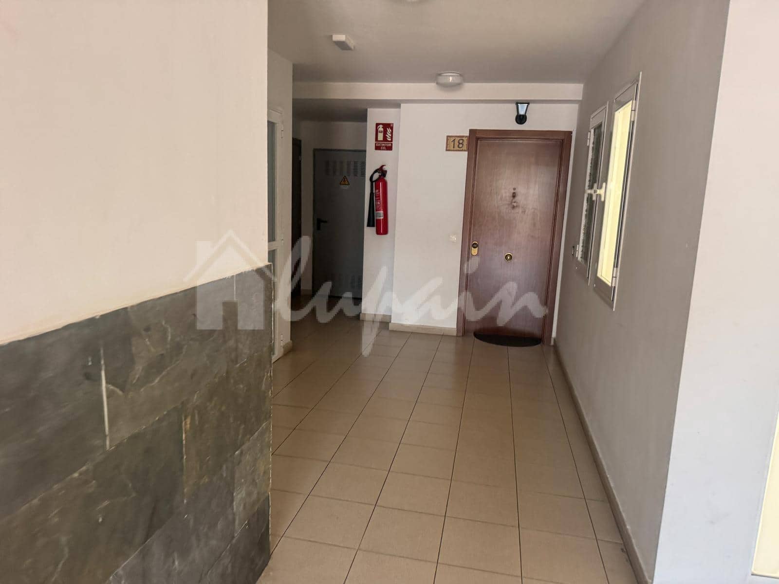 3 bedroom Apartment for sale in Cabo Blanco with garage - € 229,000 (Ref: 10156777)