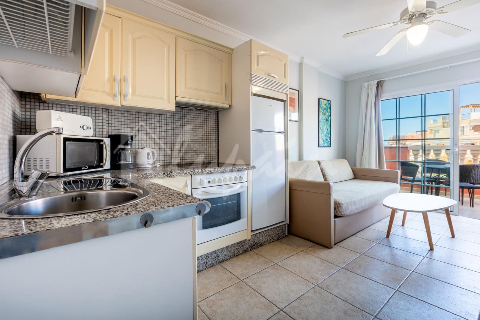 1 quarto Apartamento para venda em Los Cristianos com piscina - 285 000 € (Ref: 10156778)