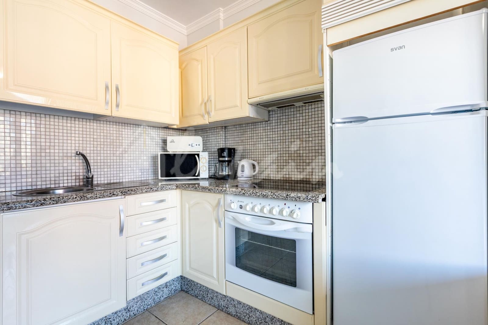 1 quarto Apartamento para venda em Los Cristianos com piscina - 285 000 € (Ref: 10156778)