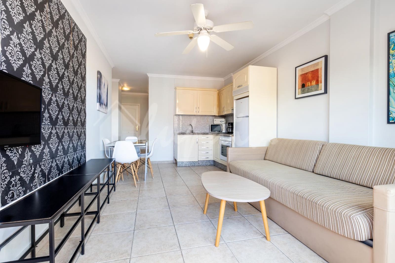 1 quarto Apartamento para venda em Los Cristianos com piscina - 285 000 € (Ref: 10156778)
