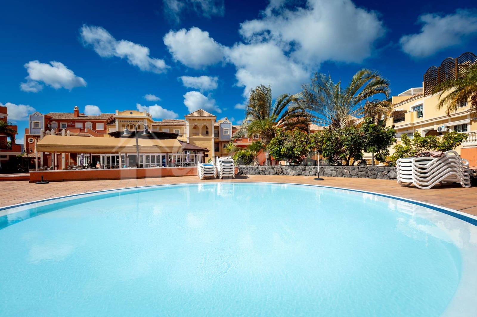 1 quarto Apartamento para venda em Los Cristianos com piscina - 285 000 € (Ref: 10156778)