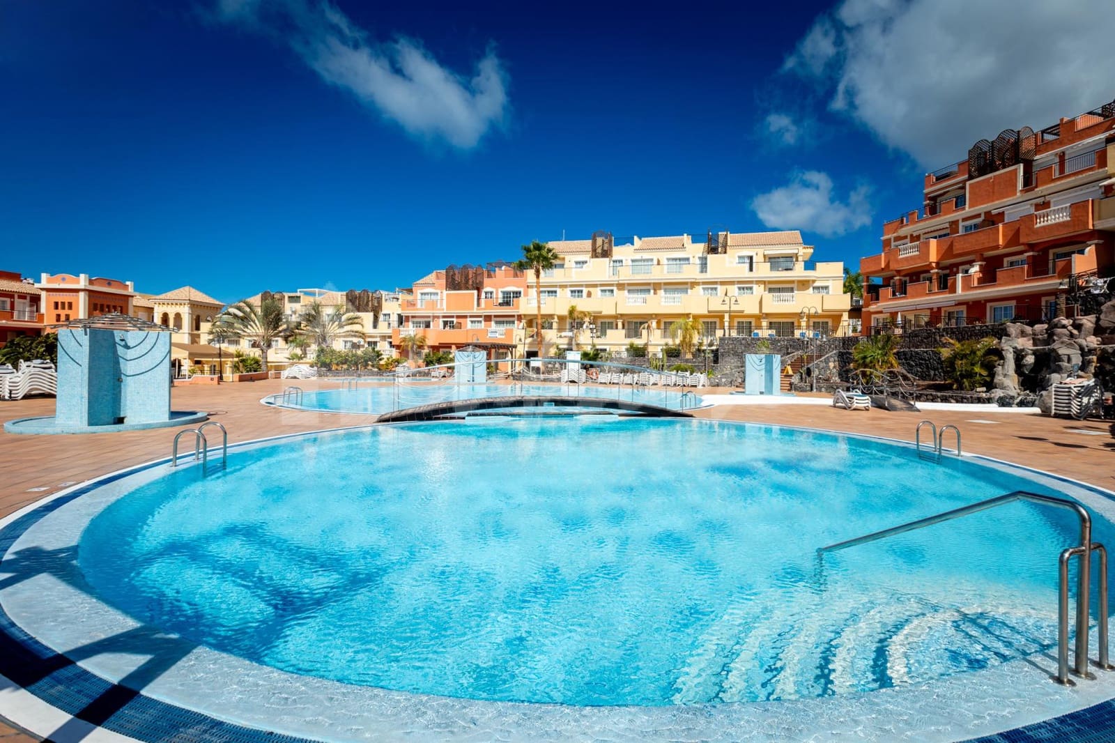 1 quarto Apartamento para venda em Los Cristianos com piscina - 285 000 € (Ref: 10156778)