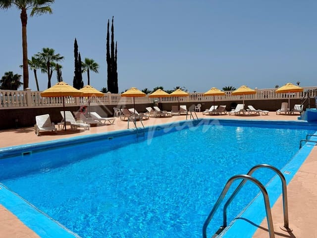 Leilighet til salgs i Playa de las Americas, Arona med svømmebasseng - € 240 000 (Ref: 10156779)