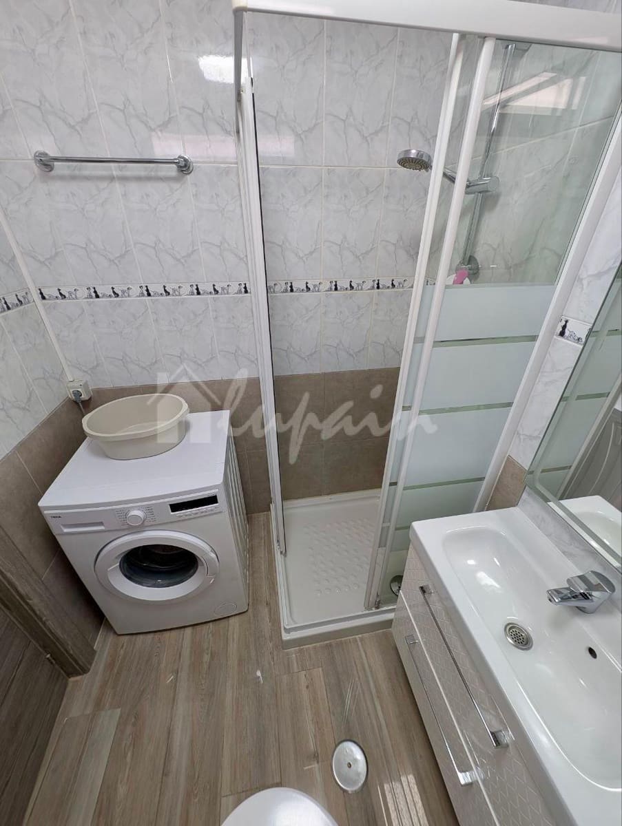 Appartement à vendre à Playa de las Americas avec piscine - 240 000 € (Ref: 10156779)