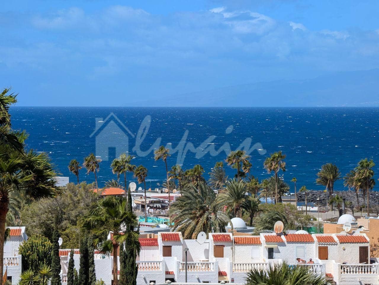 Appartement à vendre à Playa de las Americas avec piscine - 240 000 € (Ref: 10156779)