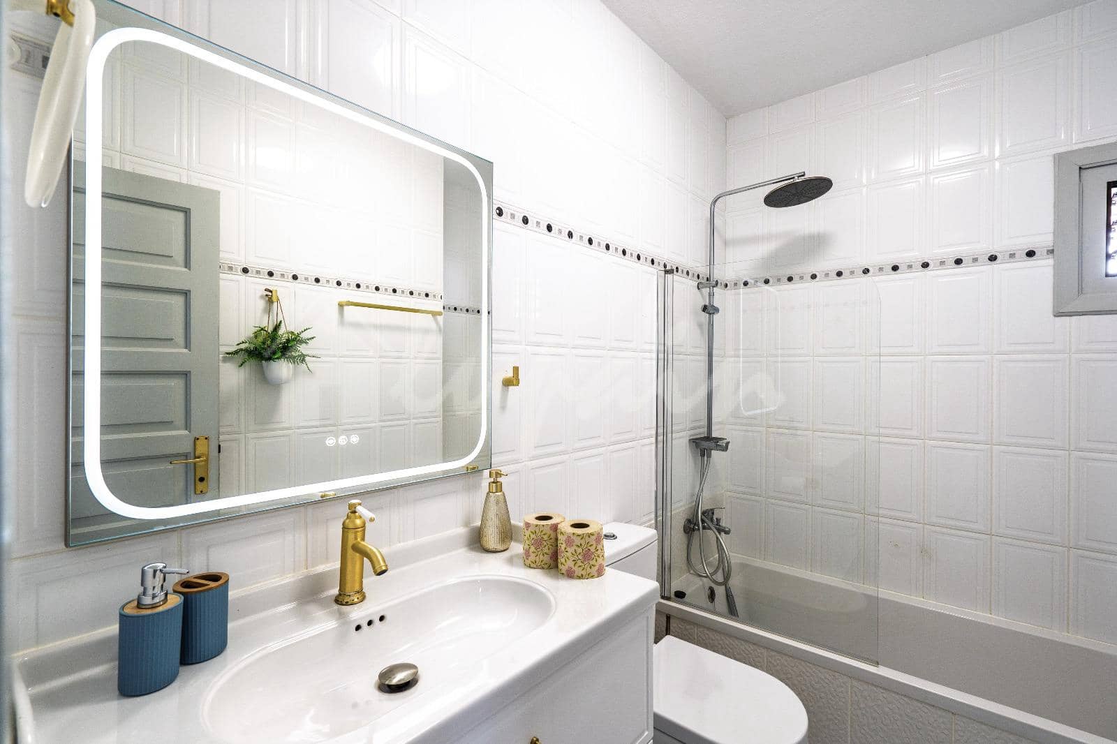 2 sovrum Lägenhet till salu i Los Cristianos med pool - 429 000 € (Ref: 10158532)