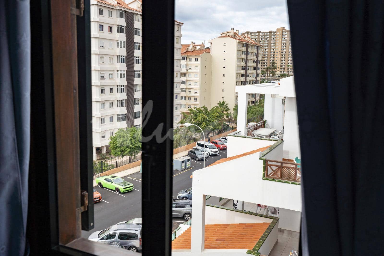 2 sovrum Lägenhet till salu i Los Cristianos med pool - 429 000 € (Ref: 10158532)