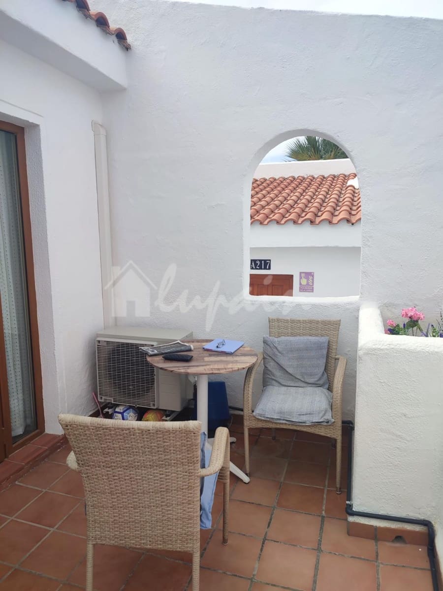 1 quarto Apartamento para venda em Los Cristianos com piscina - 265 000 € (Ref: 10158533)