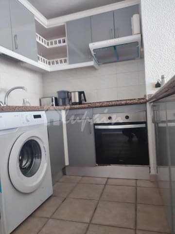 1 quarto Apartamento para venda em Los Cristianos, Arona com piscina - 265 000 € (Ref: 10158533)