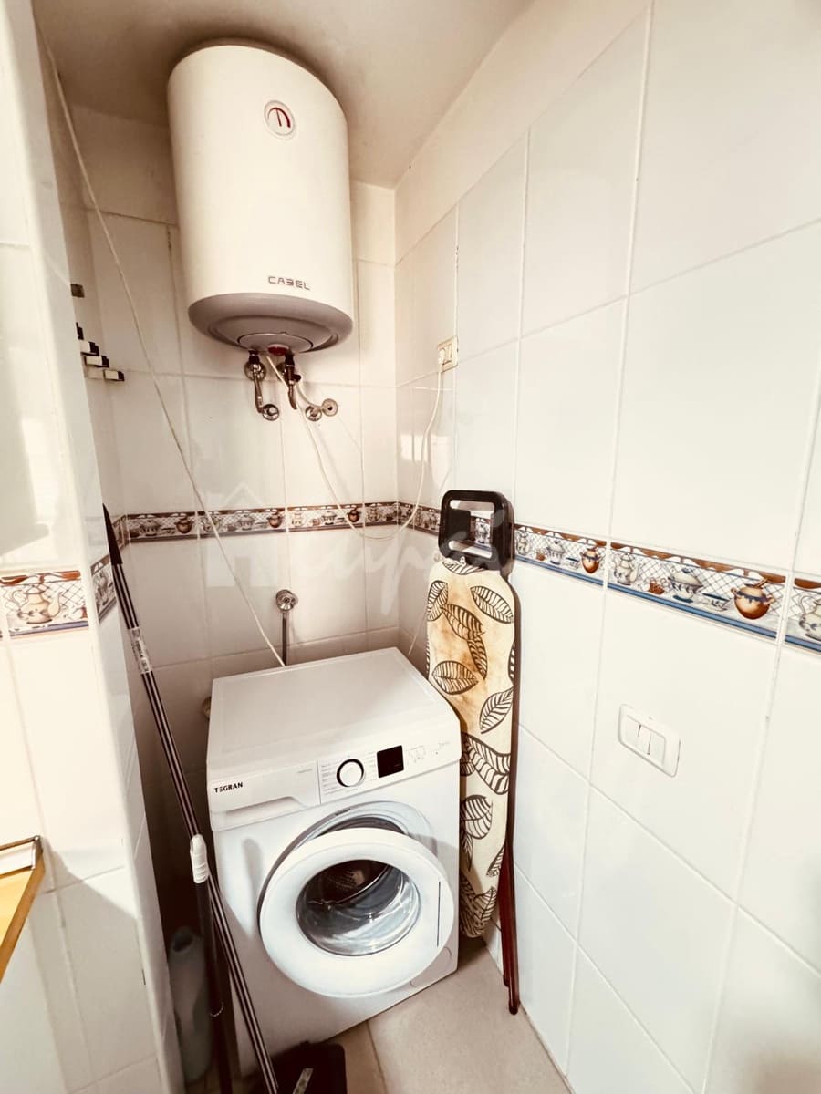 1 bedroom Apartment for sale in Los Cristianos with pool garage - € 275,100 (Ref: 10158534)