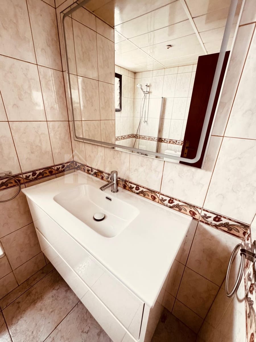 2 soveværelse Penthouse til salg i Los Cristianos med swimmingpool - € 425.000 (Ref: 10183844)