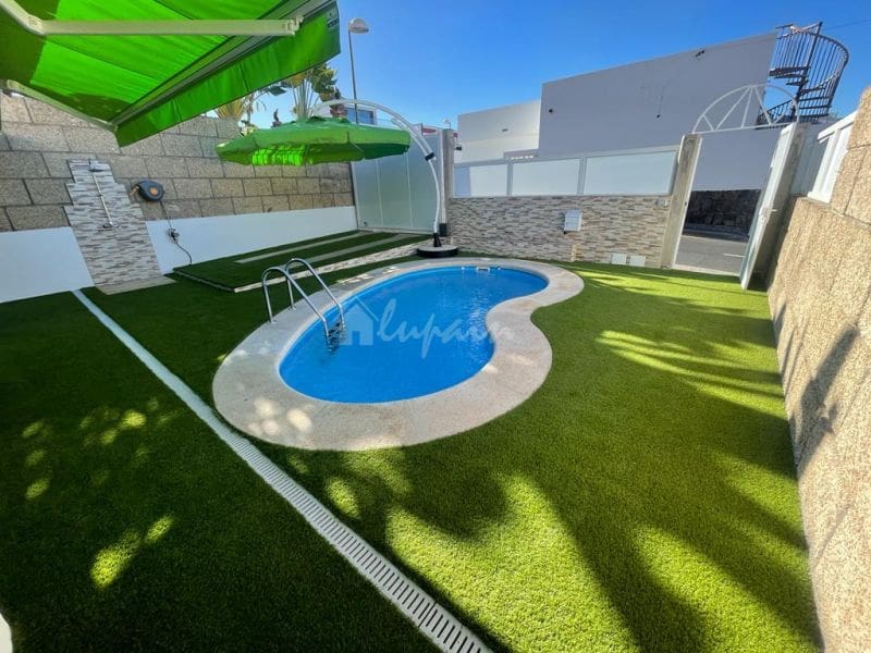 3 makuuhuone Huvila myytävänä paikassa Palm-Mar mukana uima-altaan - 680 000 € (Ref: 6423361)