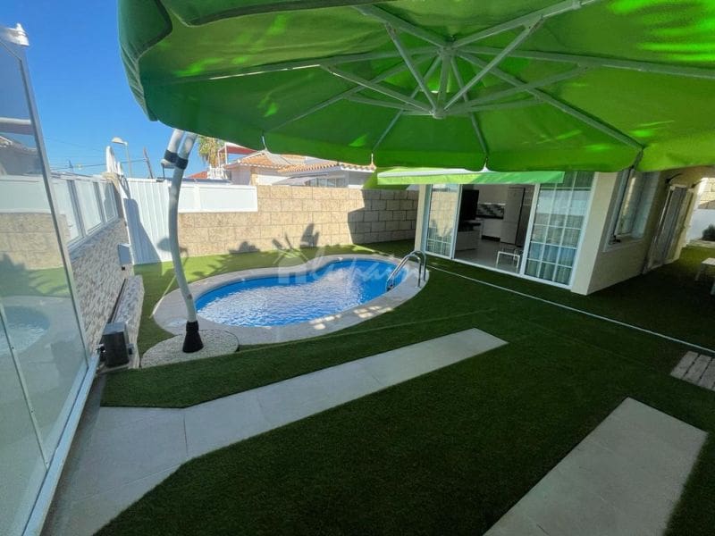 3 makuuhuone Huvila myytävänä paikassa Palm-Mar mukana uima-altaan - 680 000 € (Ref: 6423361)