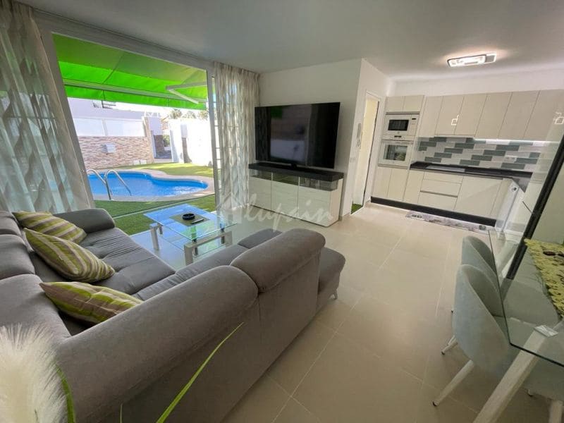 3 makuuhuone Huvila myytävänä paikassa Palm-Mar mukana uima-altaan - 680 000 € (Ref: 6423361)