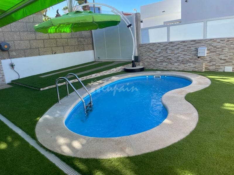 3 makuuhuone Huvila myytävänä paikassa Palm-Mar mukana uima-altaan - 680 000 € (Ref: 6423361)