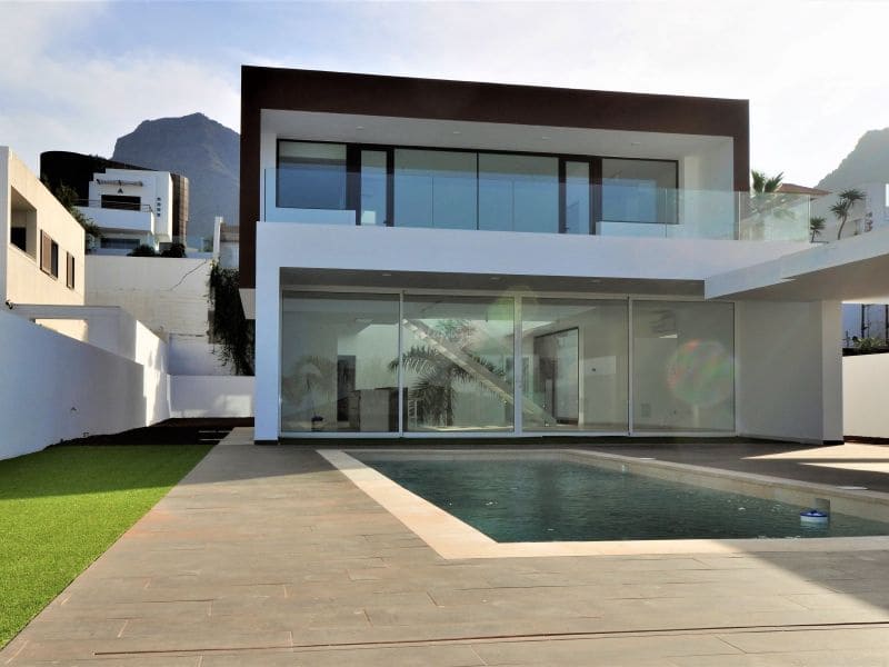 5 soverom Villa til salgs i El Madronal med svømmebasseng - € 2 390 000 (Ref: 6893307)