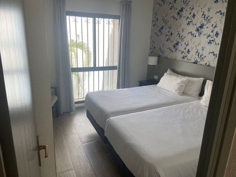 1 bedroom Apartment for sale in Los Cristianos with pool - € 249,000 (Ref: 7078822)