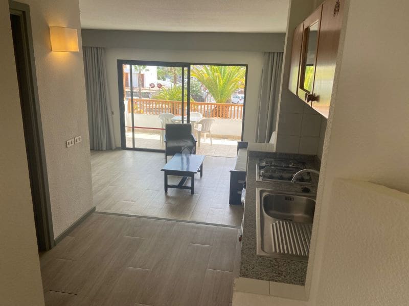 1 bedroom Apartment for sale in Los Cristianos with pool - € 249,000 (Ref: 7078822)