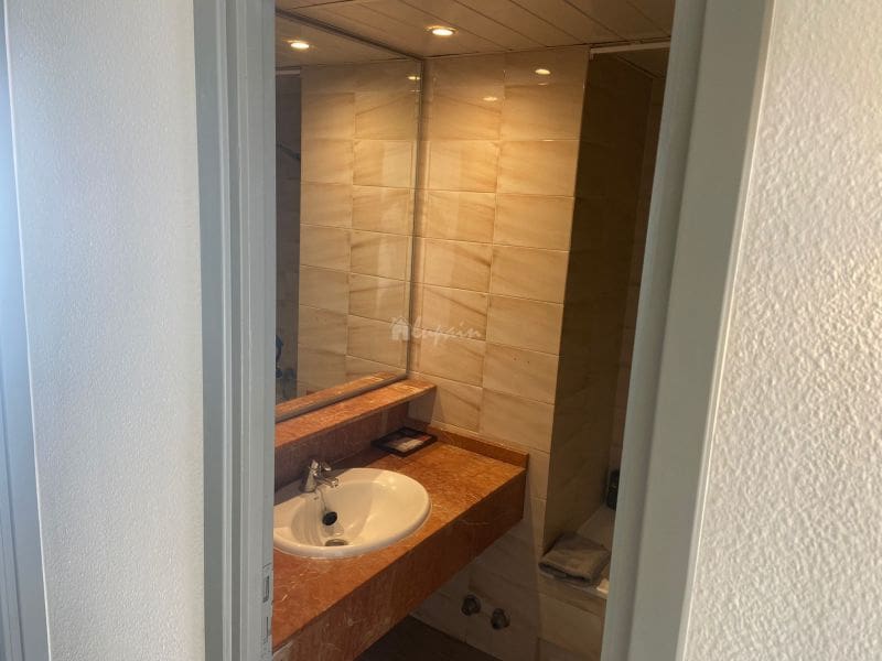 1 bedroom Apartment for sale in Los Cristianos with pool - € 249,000 (Ref: 7078822)