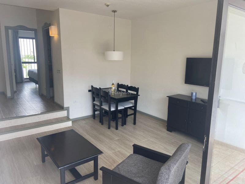 1 bedroom Apartment for sale in Los Cristianos with pool - € 249,000 (Ref: 7078822)