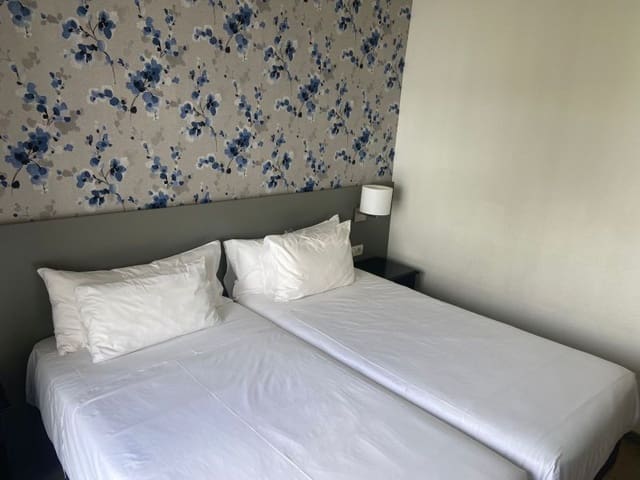 1 bedroom Apartment for sale in Los Cristianos, Arona with pool - € 249,000 (Ref: 7078822)