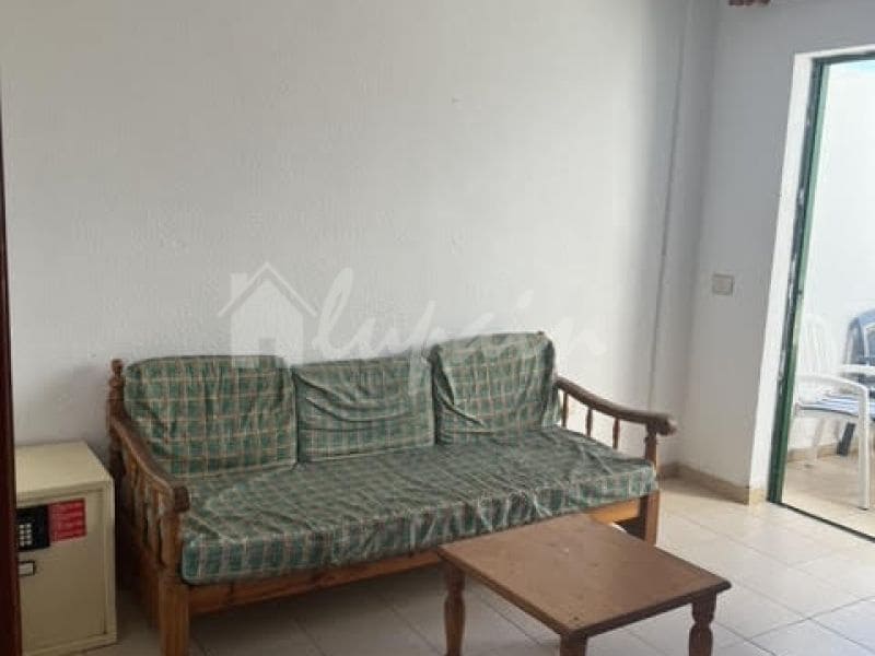 2 soverom Leilighet til salgs i Costa del Silencio med svømmebasseng - € 220 000 (Ref: 7142760)