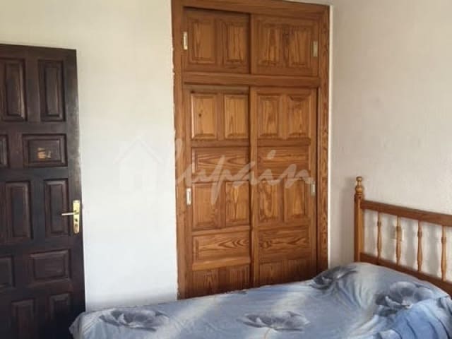 2 soverom Leilighet til salgs i Costa del Silencio, Arona med svømmebasseng - € 220 000 (Ref: 7142760)