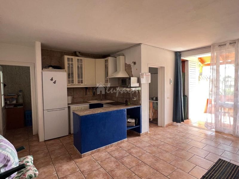 1 soverom Leilighet til salgs i Costa del Silencio med svømmebasseng - € 178 950 (Ref: 8005249)