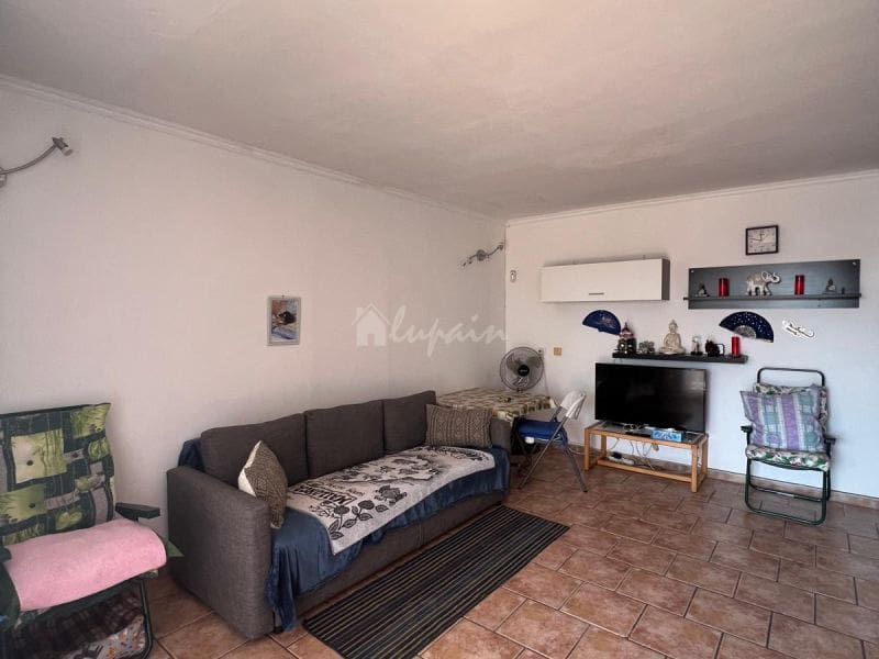 1 soverom Leilighet til salgs i Costa del Silencio med svømmebasseng - € 178 950 (Ref: 8005249)