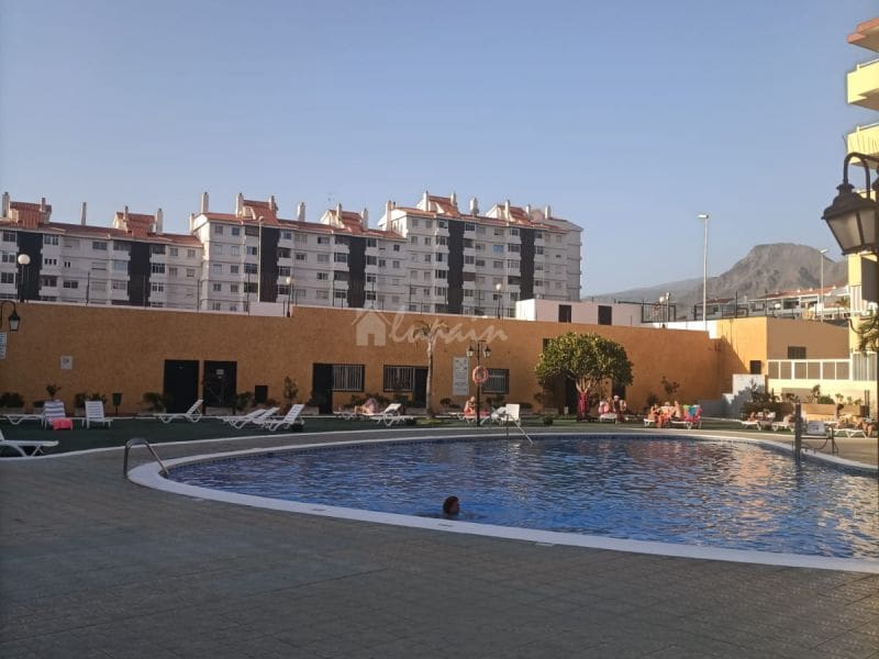 1 bedroom Apartment for sale in Los Cristianos with pool - € 269,500 (Ref: 8015513)