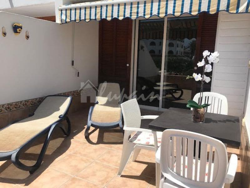 Studio te koop in Playa de las Americas met zwembad - € 399.950 (Ref: 8016477)