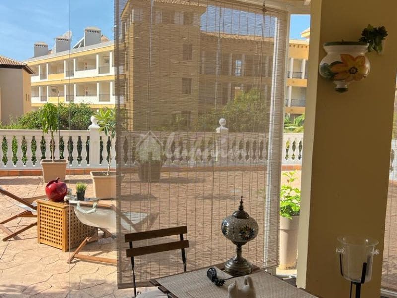1 bedroom Apartment for sale in Los Cristianos with pool - € 420,000 (Ref: 8024850)