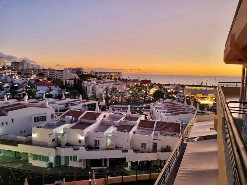 1 soverom Leilighet til salgs i San Eugenio med svømmebasseng - € 270 000 (Ref: 8038973)