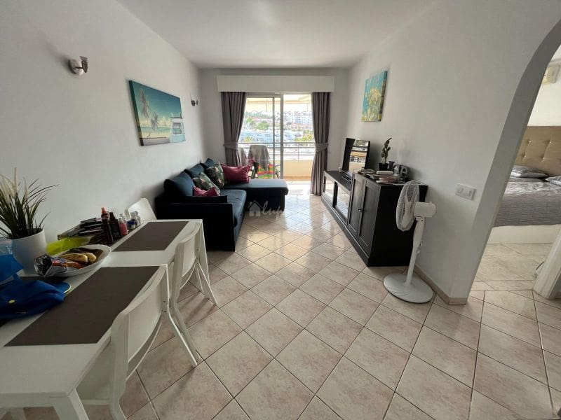 1 soverom Leilighet til salgs i San Eugenio med svømmebasseng - € 270 000 (Ref: 8038973)