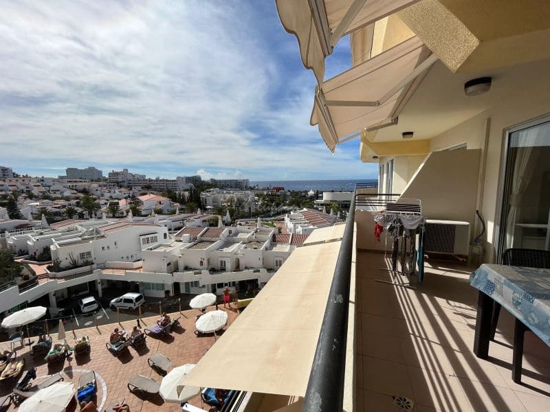 1 soverom Leilighet til salgs i San Eugenio med svømmebasseng - € 270 000 (Ref: 8038973)