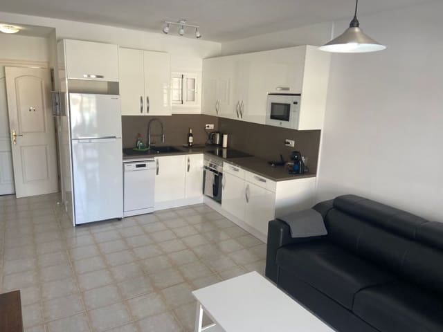 1 soveværelse Lejlighed til salg i Los Cristianos, Arona med swimmingpool - € 299.000 (Ref: 8043900)