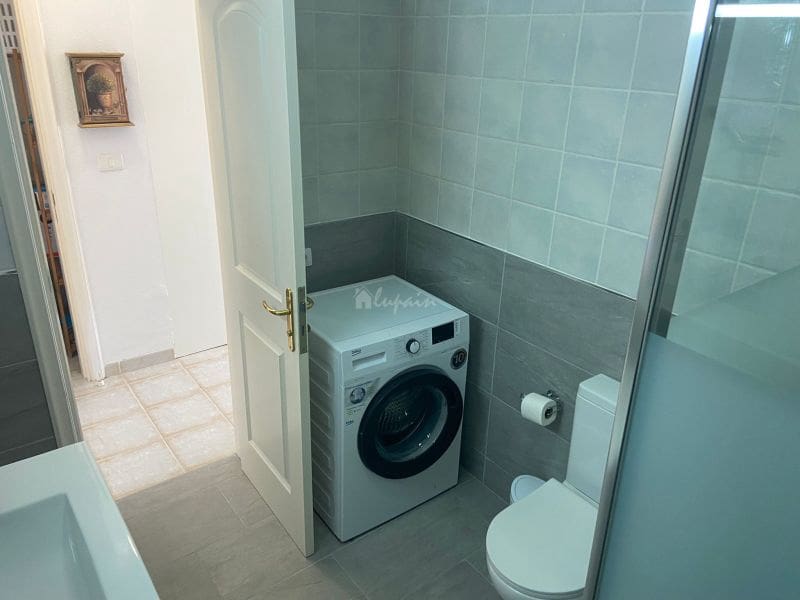 1 soveværelse Lejlighed til salg i Los Cristianos med swimmingpool - € 299.000 (Ref: 8043900)