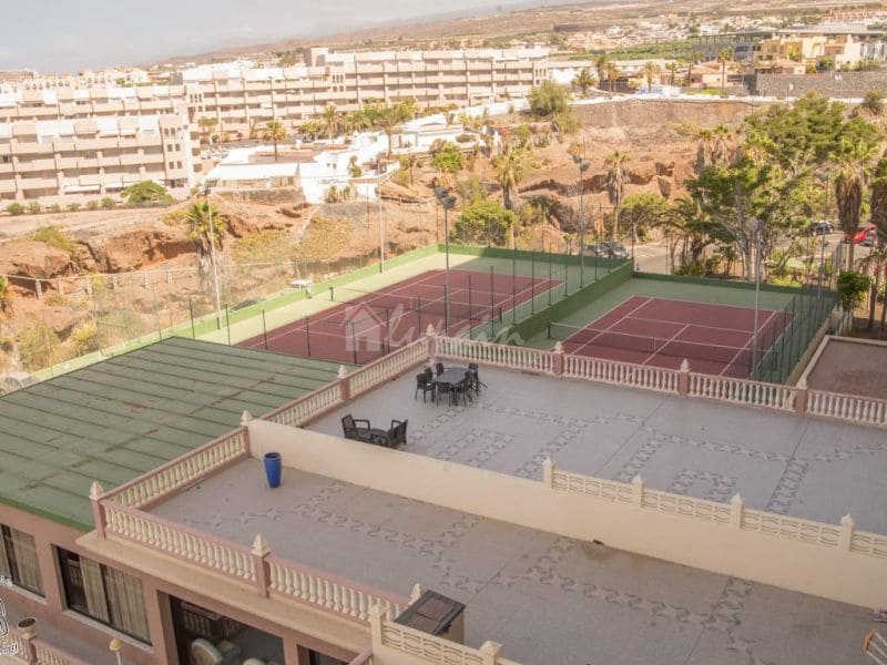 2 soverom Leilighet til salgs i Playa Paraiso med svømmebasseng - € 265 000 (Ref: 8061950)