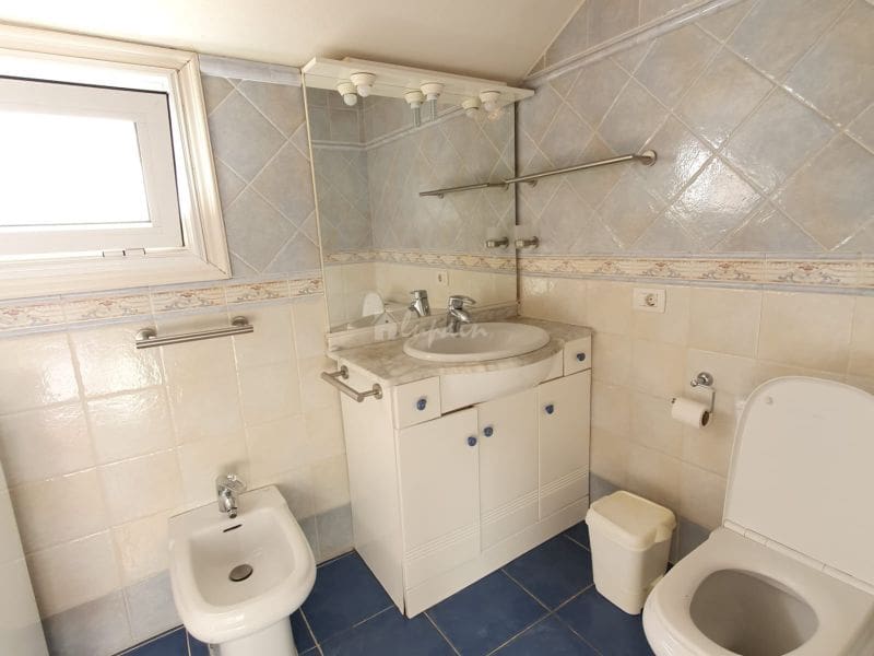 1 bedroom Apartment for sale in Playa de las Americas with pool - € 599,000 (Ref: 8061951)