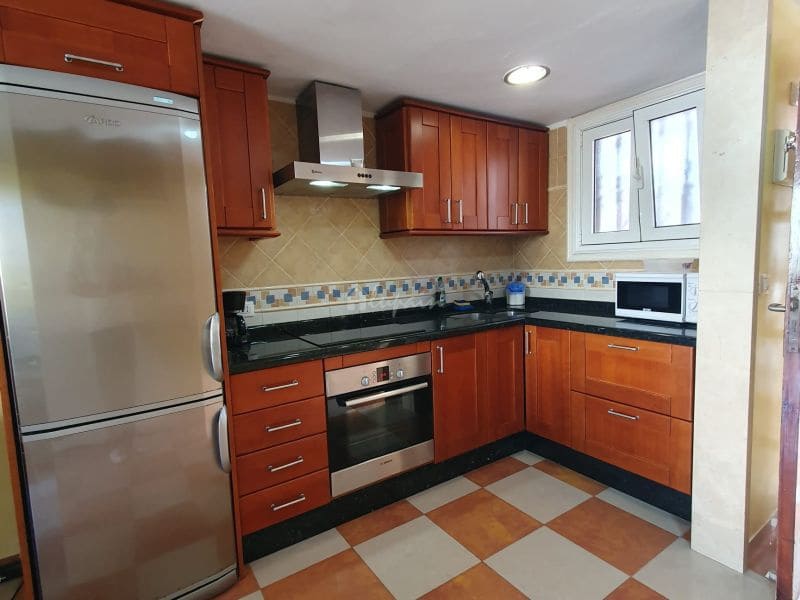 1 bedroom Apartment for sale in Playa de las Americas with pool - € 599,000 (Ref: 8061951)