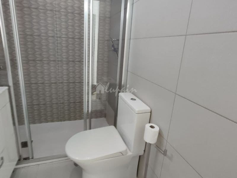 1 soverom Leilighet til salgs i Playa de las Americas med svømmebasseng - € 260 000 (Ref: 8100069)