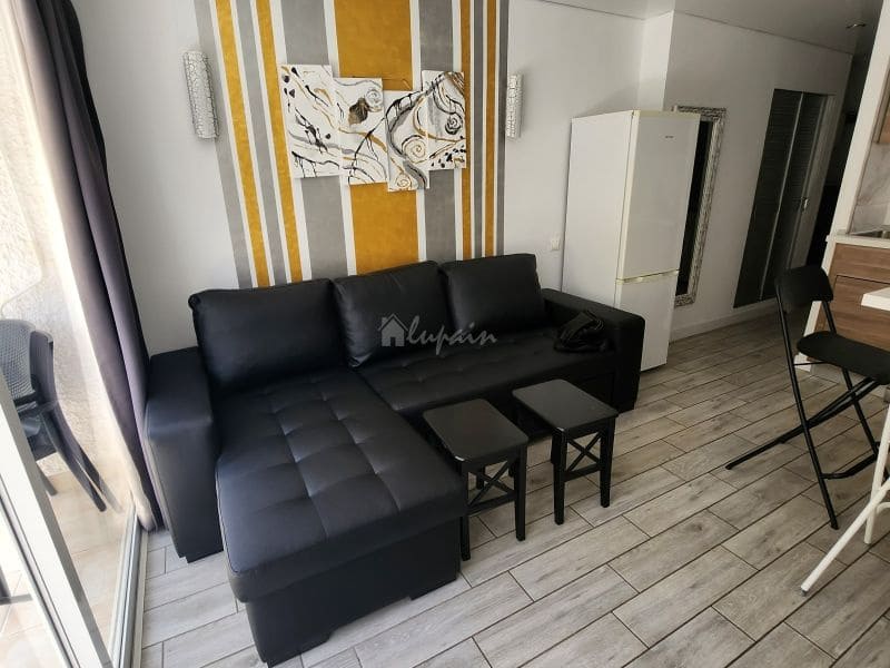 1 soverom Leilighet til salgs i Playa de las Americas med svømmebasseng - € 260 000 (Ref: 8100069)